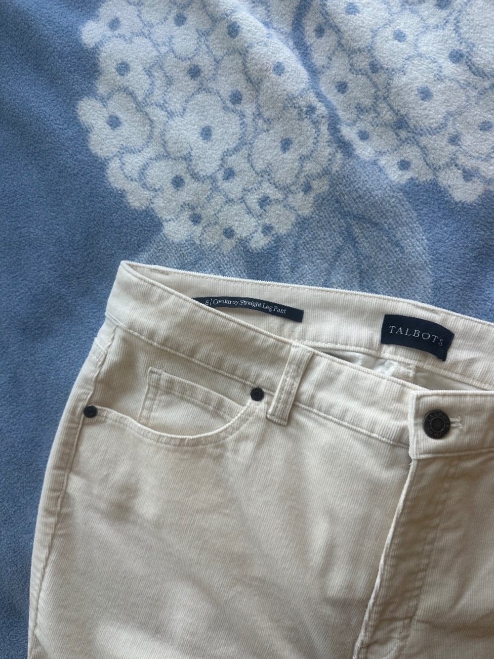 Talbots | Preppy White Straight-Leg Timeless Corduroy - Size 8